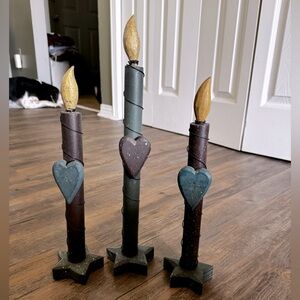 Excellent condition. 
Primitive looking wooden candles